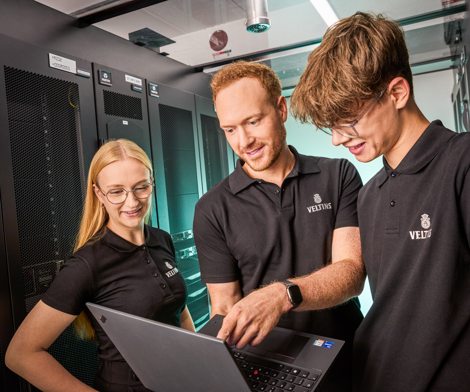 01-DB_Velt_251009_308_INET